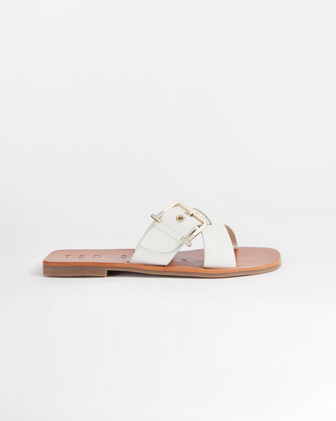 <P><Span Style="Text-Decoration: Underline;">Buckle Detail Flat Sandal</Span></P>
<P><Span>Consisting Of A Smooth, Shiny L...